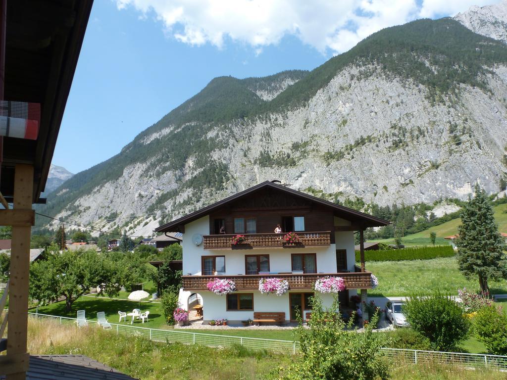 Ferienwohnung Haus Lorea Nassereith Zimmer foto