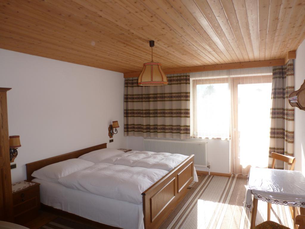 Ferienwohnung Haus Lorea Nassereith Zimmer foto